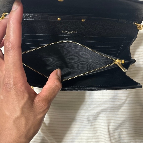 YSL Envelope Triquilt YSL Wallet on Chain in Grained Leather - Picture 5 of 6